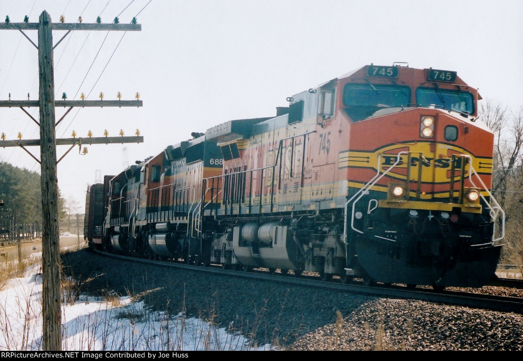 BNSF 745 West